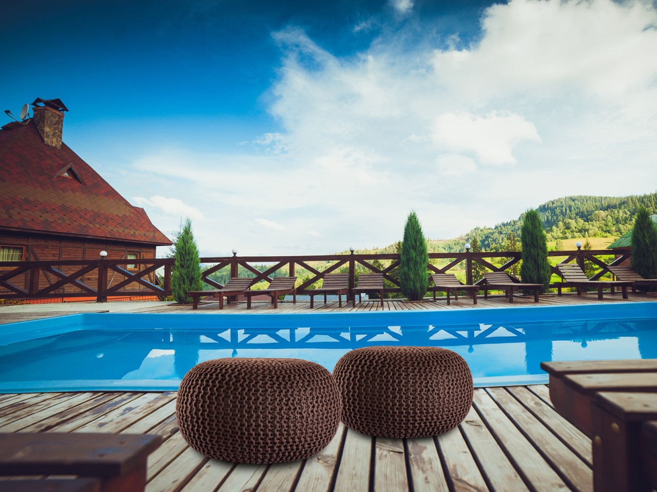 mvg_outdoor-pouf-braun-5536MA-08_1280x1280.jpg