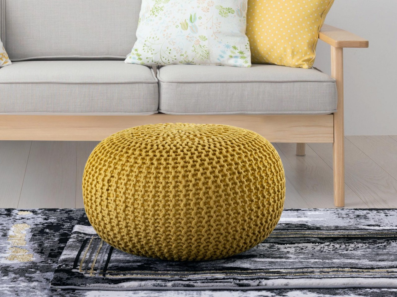 mvg_outdoor-pouf-gelb-5536FA-06_1280x1280.jpg